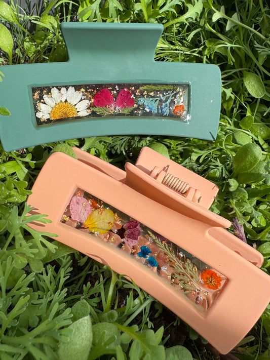 Pressed Flower Hair Claw